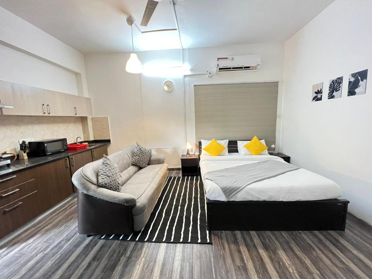 Bedchambers Serviced Apartments, Hajdarábád Exteriér fotografie
